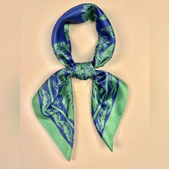 Blue and Green Patterned Scarf G39 - Picture 2 of 4